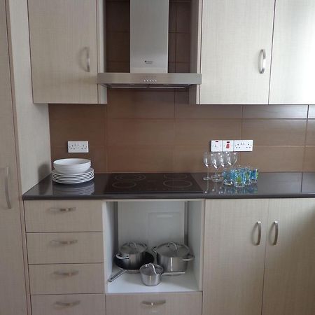 Katalimata Court Apartment ไอยานาปา ภายนอก รูปภาพ