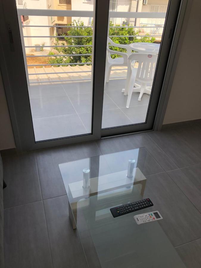 Katalimata Court Apartment ไอยานาปา ภายนอก รูปภาพ