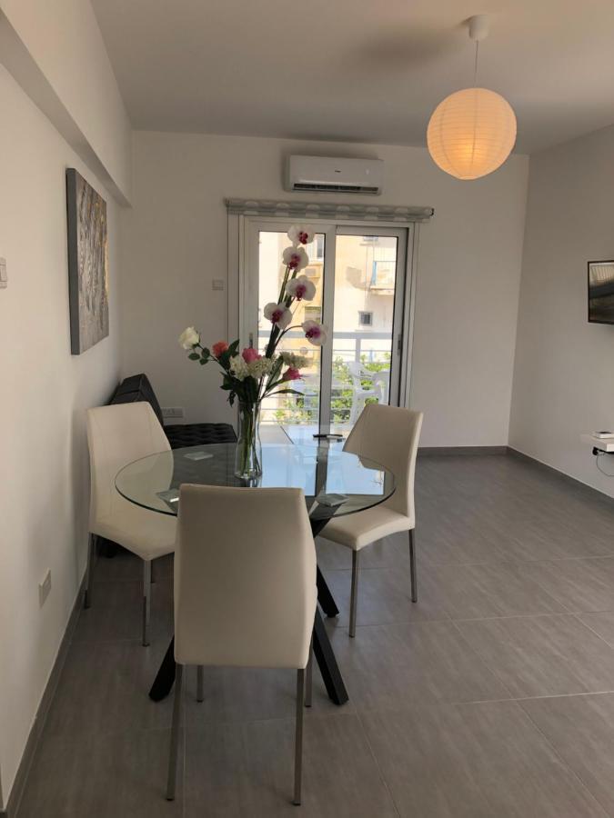 Katalimata Court Apartment ไอยานาปา ภายนอก รูปภาพ