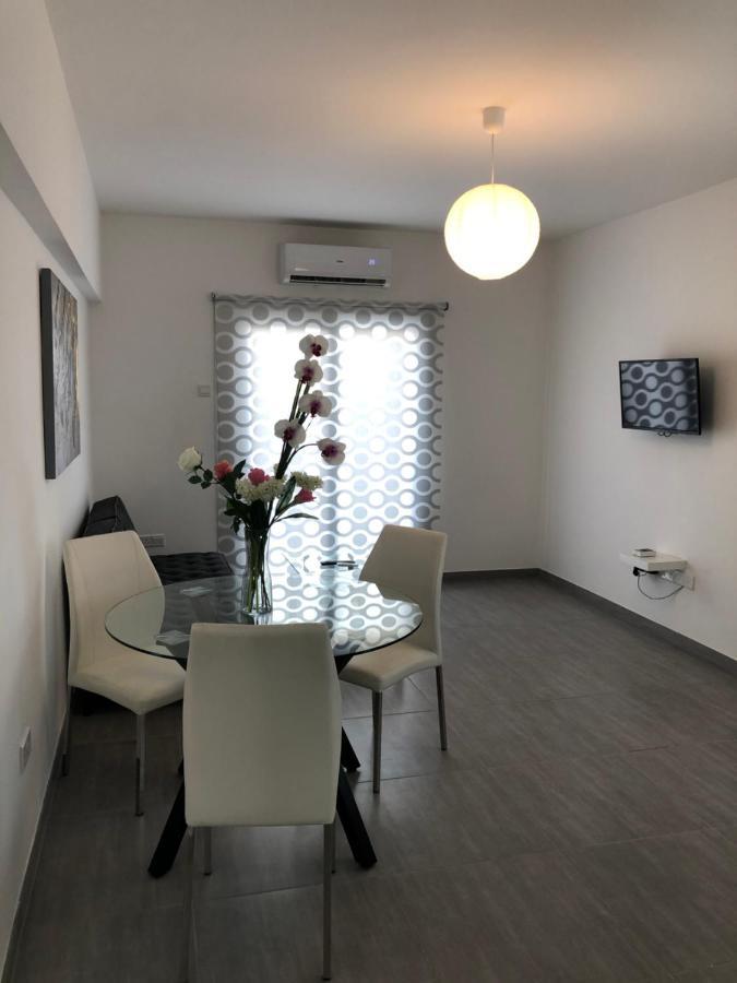 Katalimata Court Apartment ไอยานาปา ภายนอก รูปภาพ