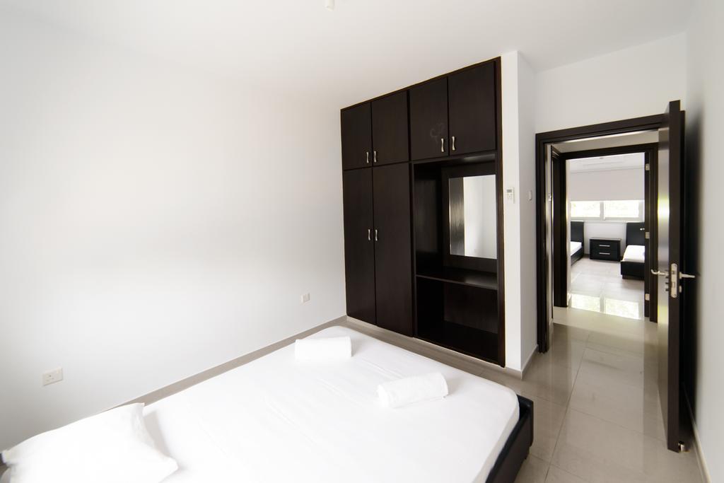 Katalimata Court Apartment ไอยานาปา ภายนอก รูปภาพ